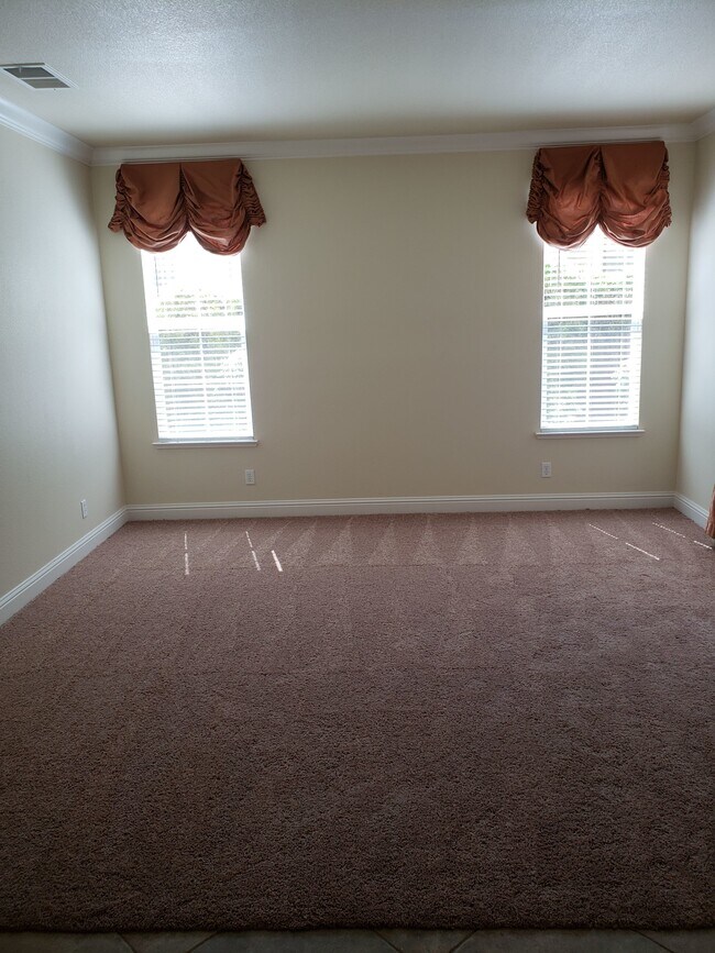 Foto del edificio - 1120 Jasmine Dr