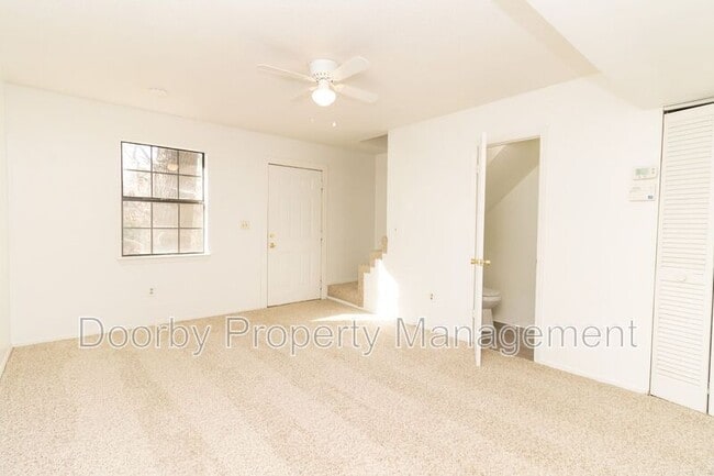 Building Photo - 3299 Conner St