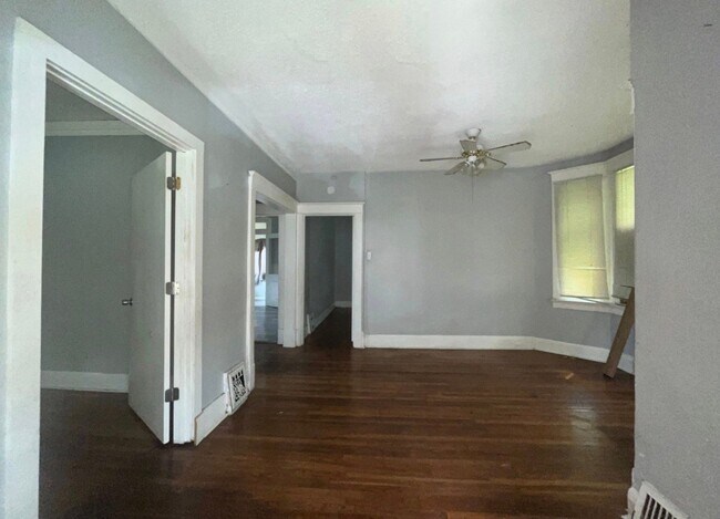 Foto del edificio - 2810 Norwood Ave