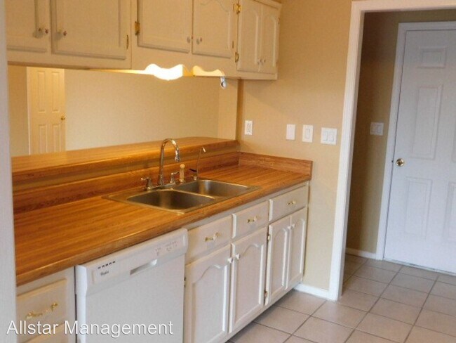 Building Photo - 3 br, 2 bath House - 6555 Westbury Ave