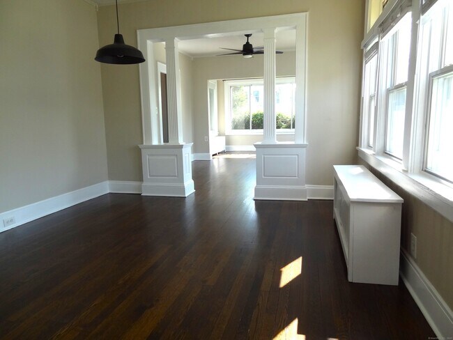 Foto del edificio - 373 Ellsworth St