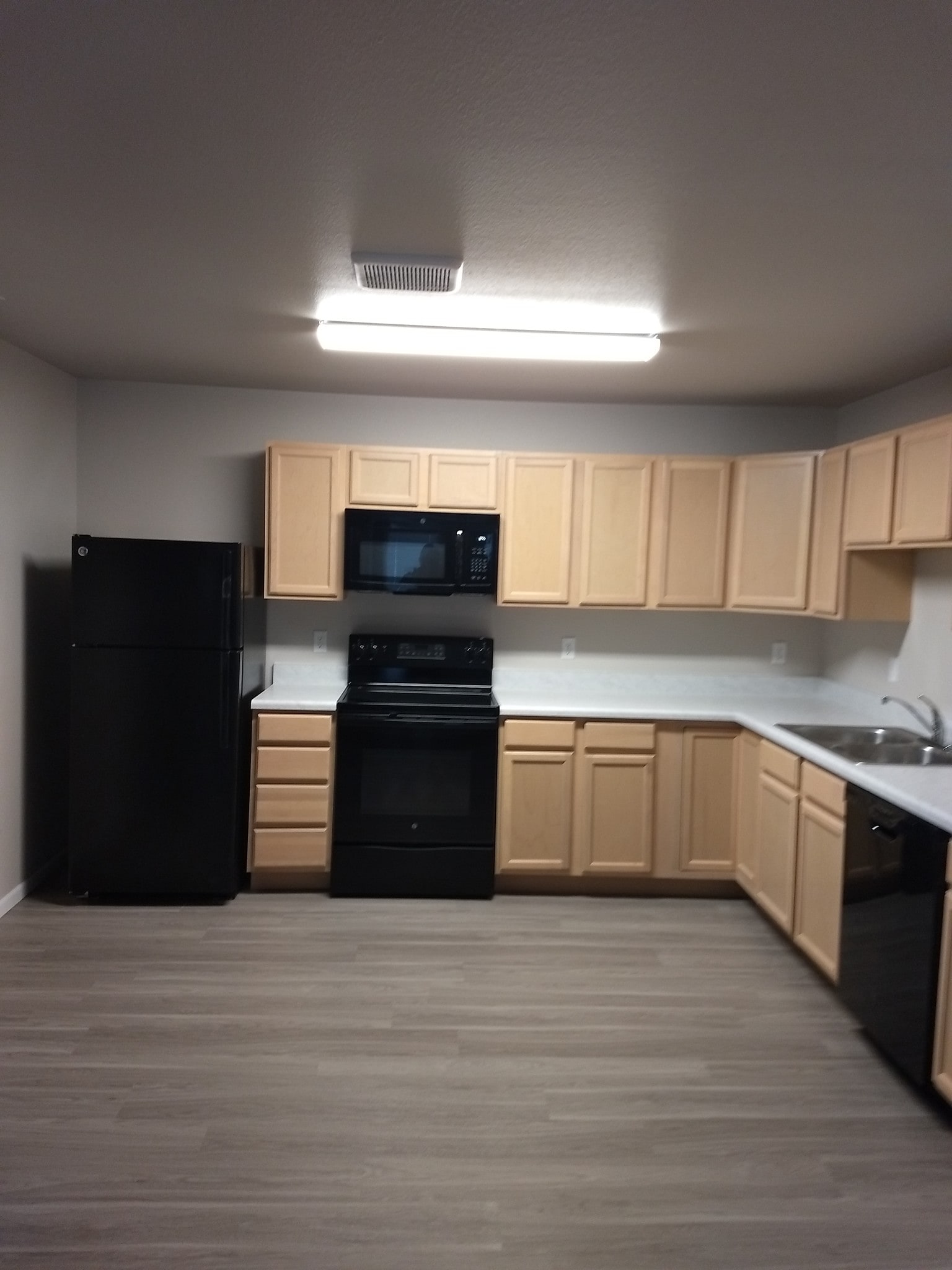 908 E Jefferson Rd, Cheyenne, WY 82007 - 908 E Jefferson Rd Cheyenne ...