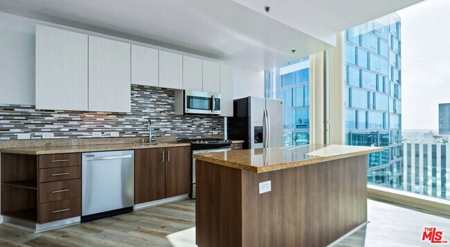 Foto del edificio - 3150 Wilshire Blvd