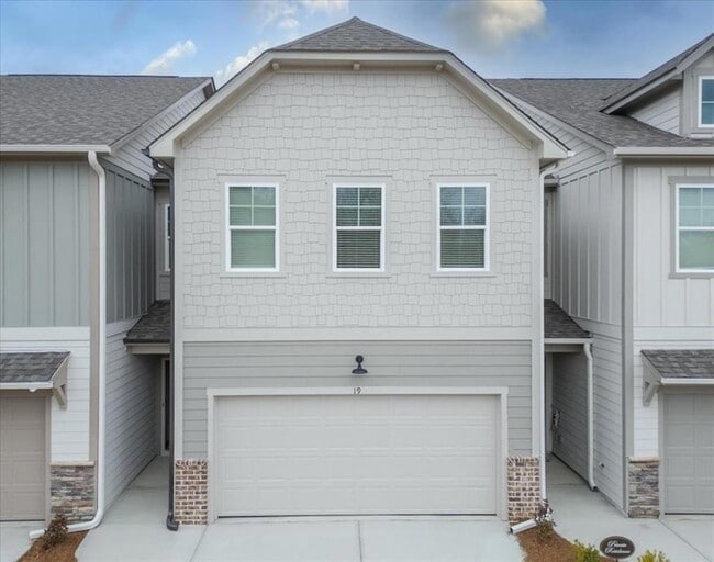 Photo - 299 Summit Dr W Townhome