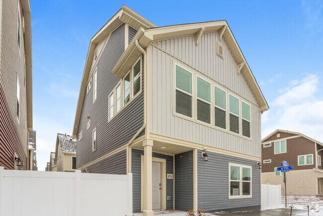 Building Photo - 4752 N Tower Dr