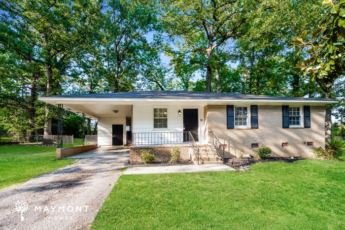 Primary Photo - 6006 McMillan Cir