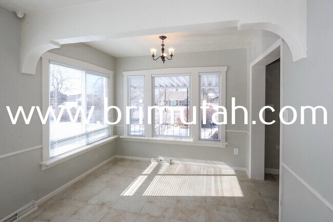 Building Photo - 3047 S 2300 E