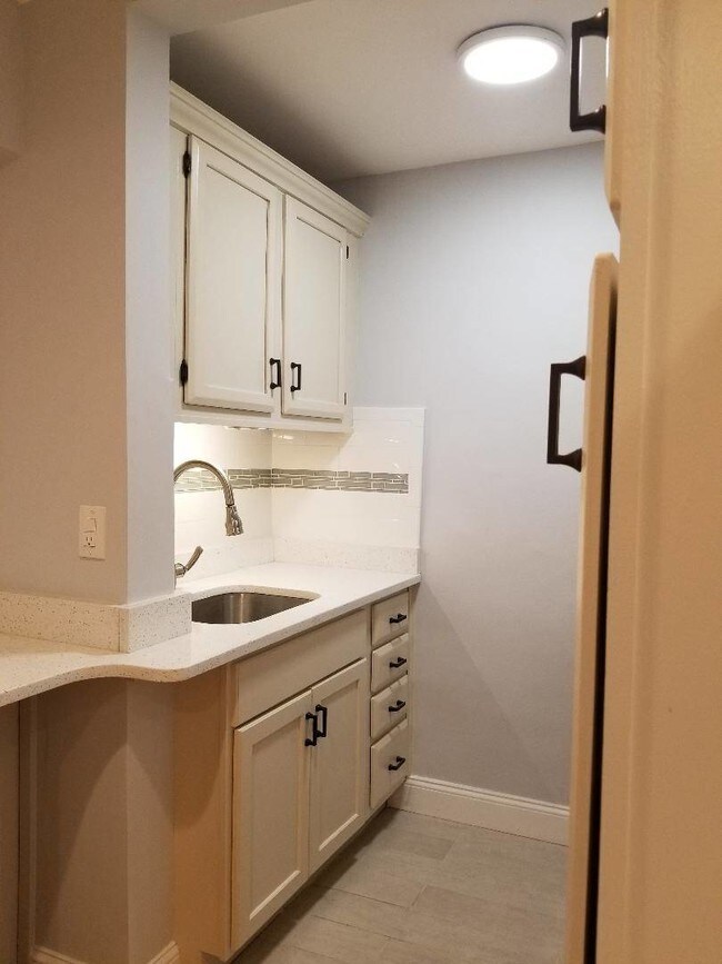 Foto del edificio - 140-17 84th Dr