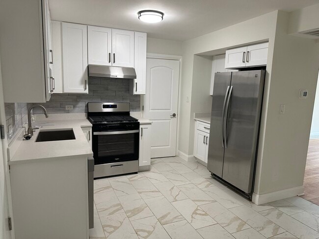 Foto del edificio - 3927 W 95th St