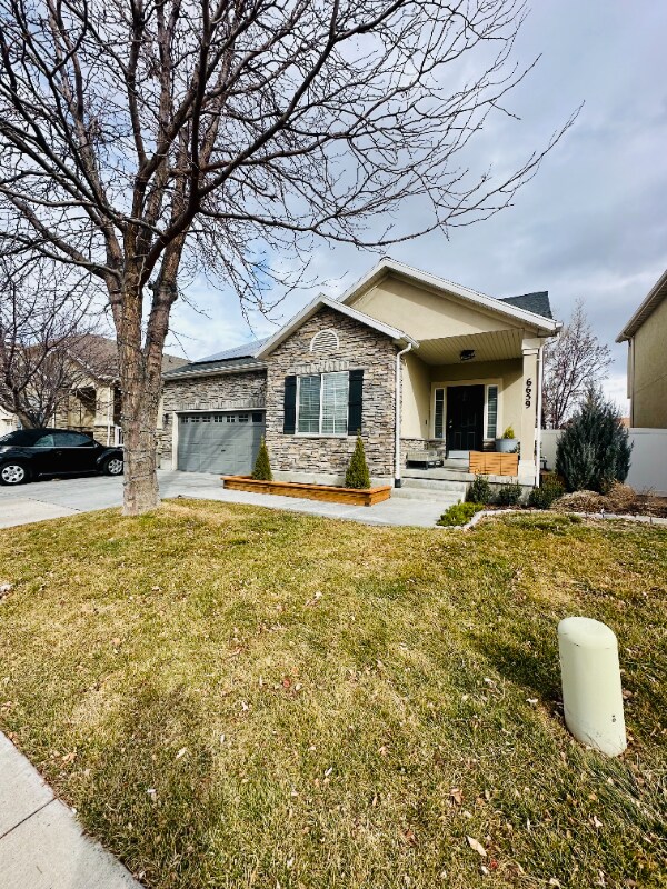 Foto del edificio - 6659 Interlochen Ln