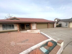 Building Photo - 5142 W Echo Ln