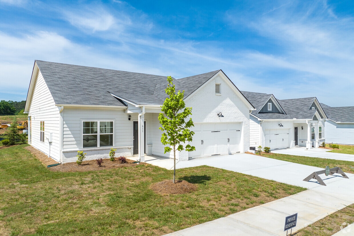 Foto principal - North Pointe