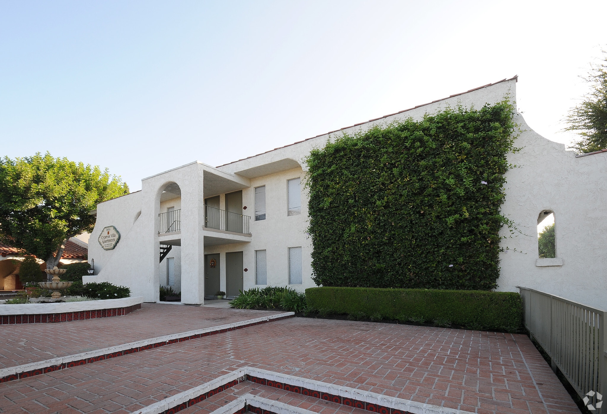 Cypress Villa Apts
