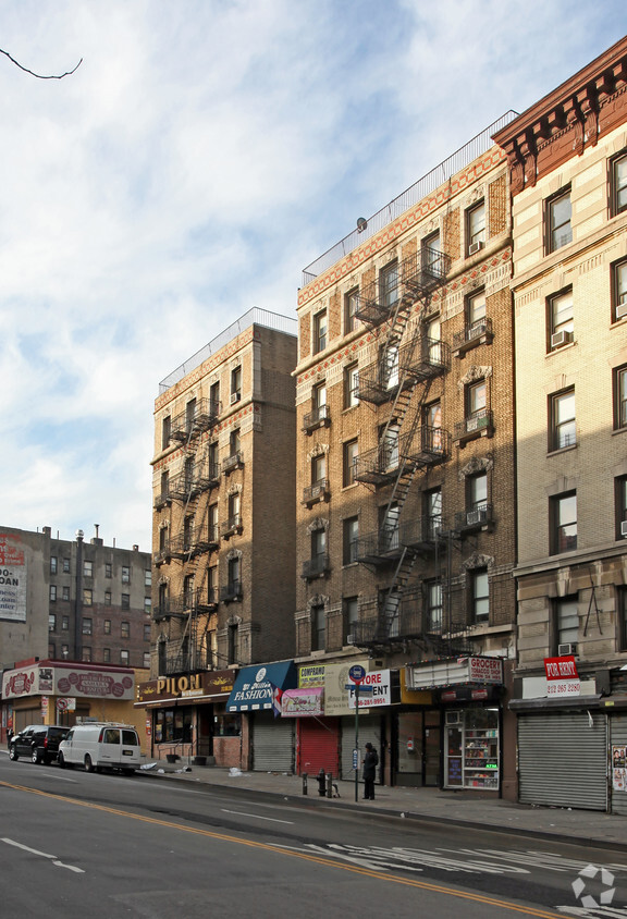 Building Photo - 601 W 177th St