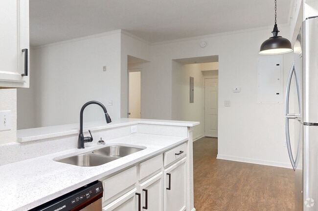 The Areca con solárium - 1BD, 1BA - 888SF - Royal Palm Terrace Apartments