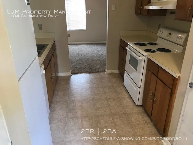 Foto del edificio - 1104 Greenmeadow Dr