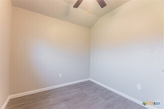 Building Photo - 212 Bronc Dr