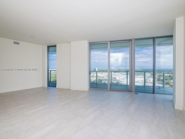 Foto del edificio - 2000 Metropica Wy