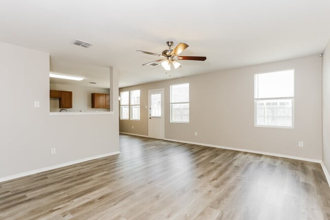 Foto del edificio - 9205 Cheswick Dr