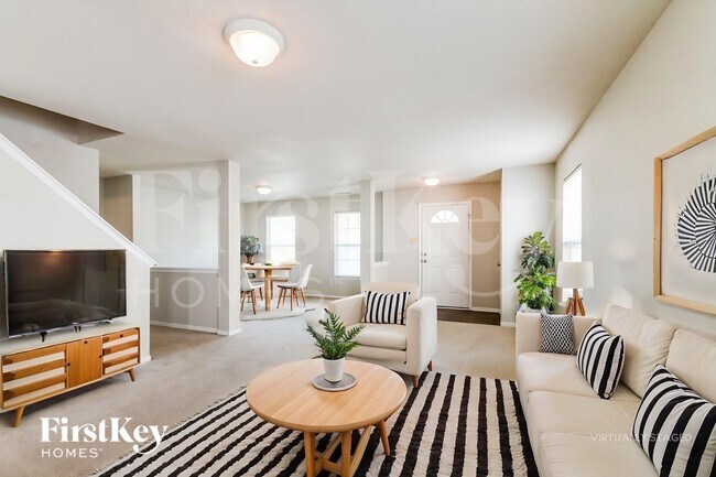 Foto del edificio - 12663 Republic Dr