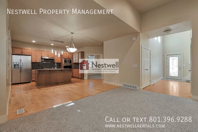 Foto del edificio - 1327 Urbandale Ln