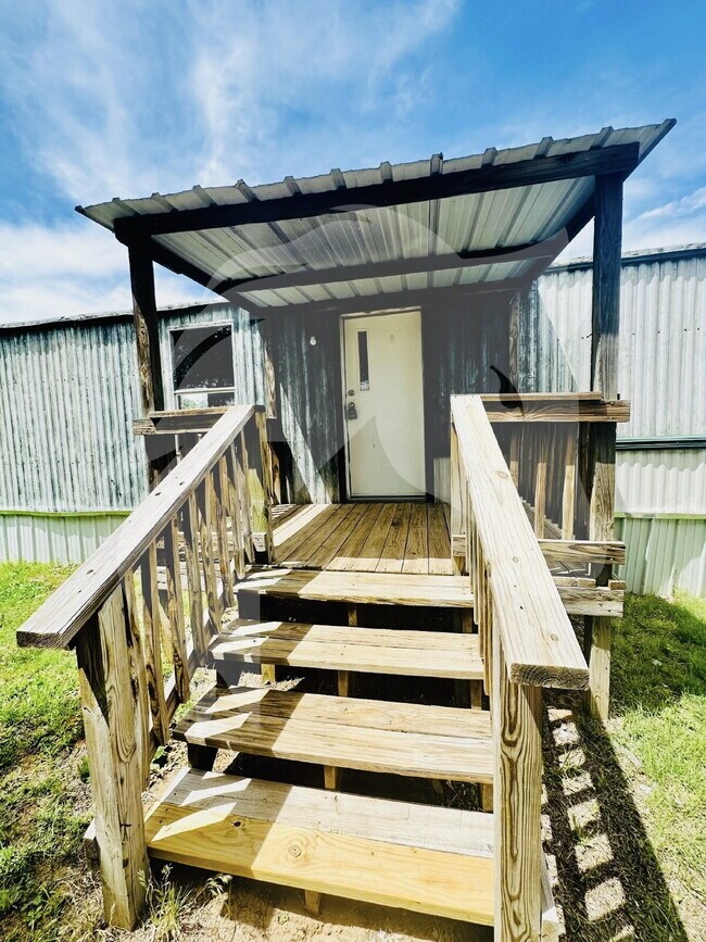 Foto del edificio - 3 Bedroom in great community in Woodward!