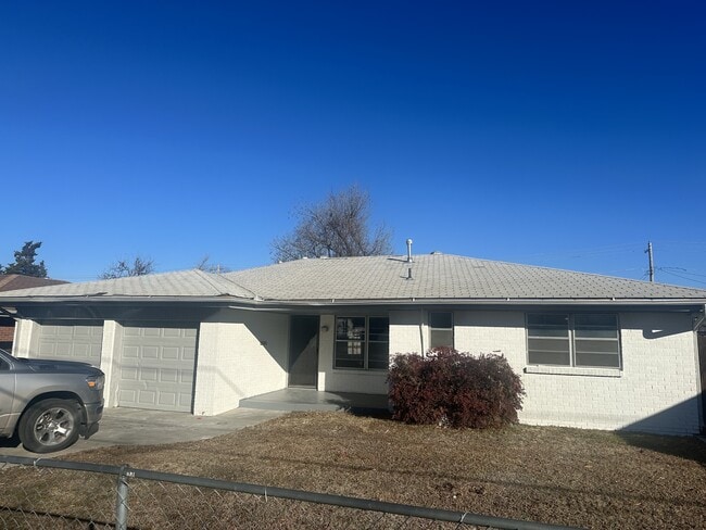 Photo - 1421 SW 52nd St House