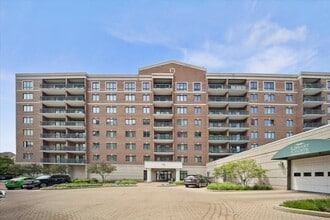 Building Photo - 770 Pearson St