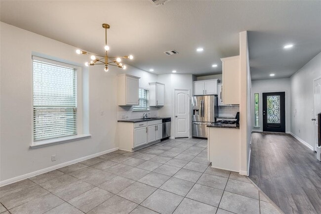 Building Photo - 10805 Owyhee Vw