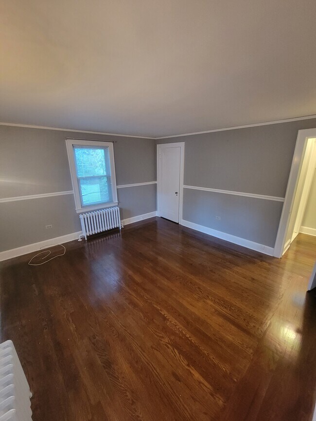 4 Tremont St Unit 1, Cos Cob, CT 06807 Apartments in Cos Cob, CT