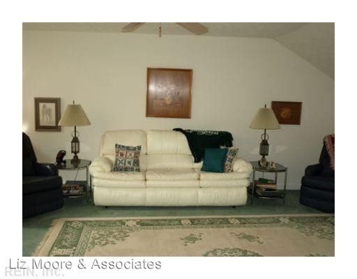 Building Photo - 238 Genoa Dr