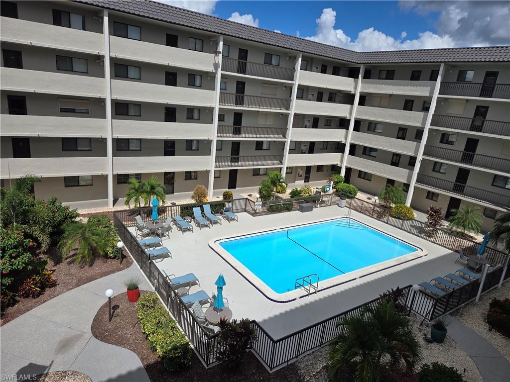 Foto principal - 2121 Collier Ave