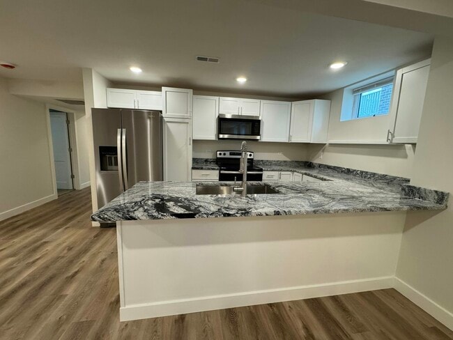 Foto del edificio - 1411 Rosemary Ln