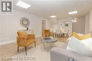 Building Photo - 128 Clarendon Ave