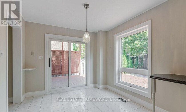 Building Photo - 822 Firth Ct