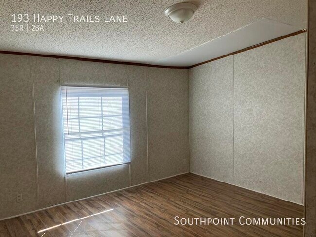 Building Photo - 193 Happy Trails Dr