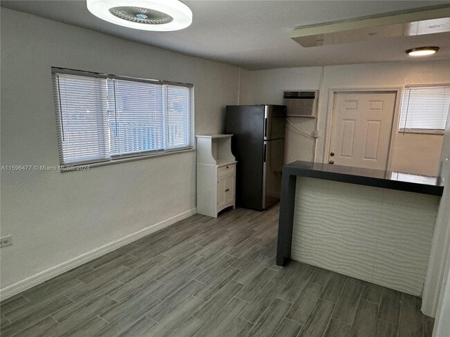 Foto del edificio - 4510 SW 19th St