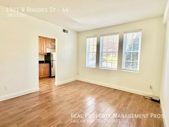 Photo - 1901 N Rhodes St Apartment