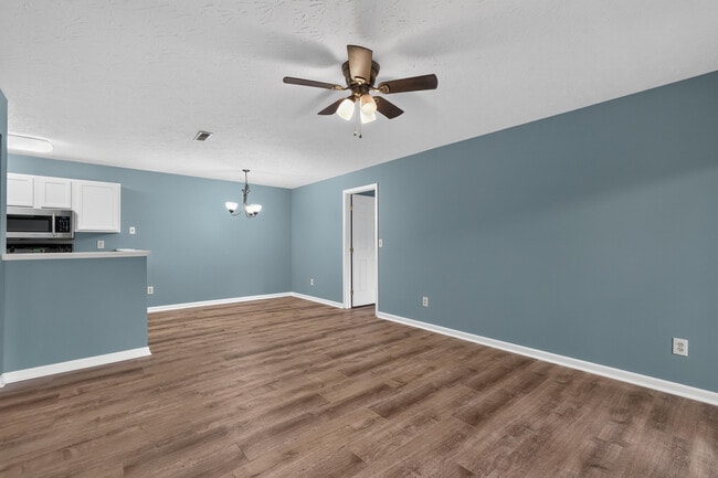 Building Photo - 145 Dale Hollow Dr
