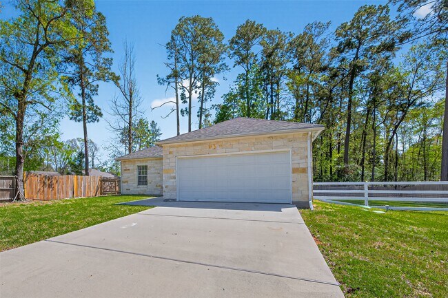 Foto del edificio - 25106 Morgan Cemetery Rd