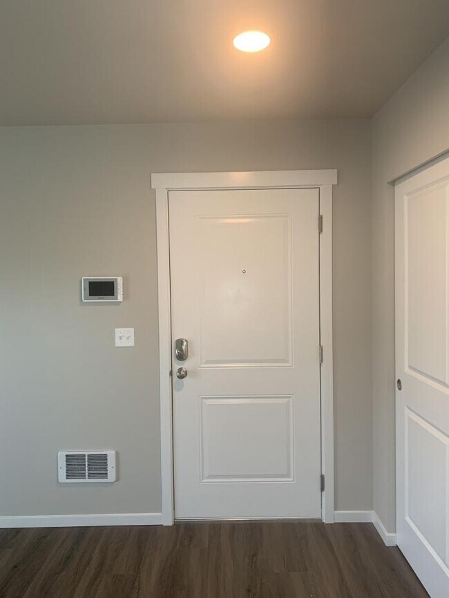 Foto del edificio - 2 bedroom in Lynnwood WA 98087