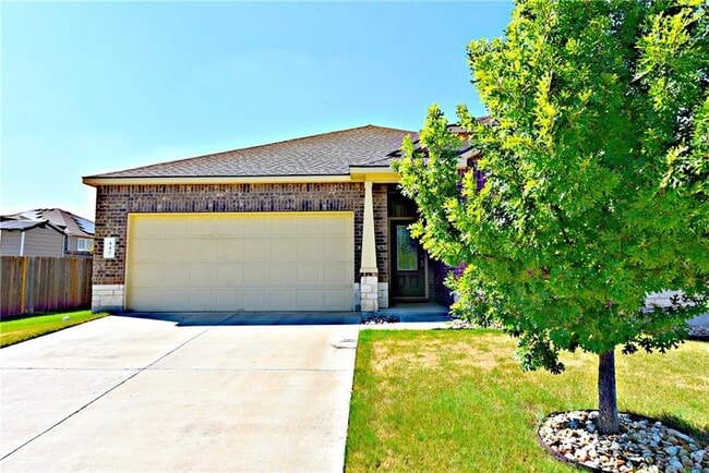 Building Photo - 113 Pine Island Ln