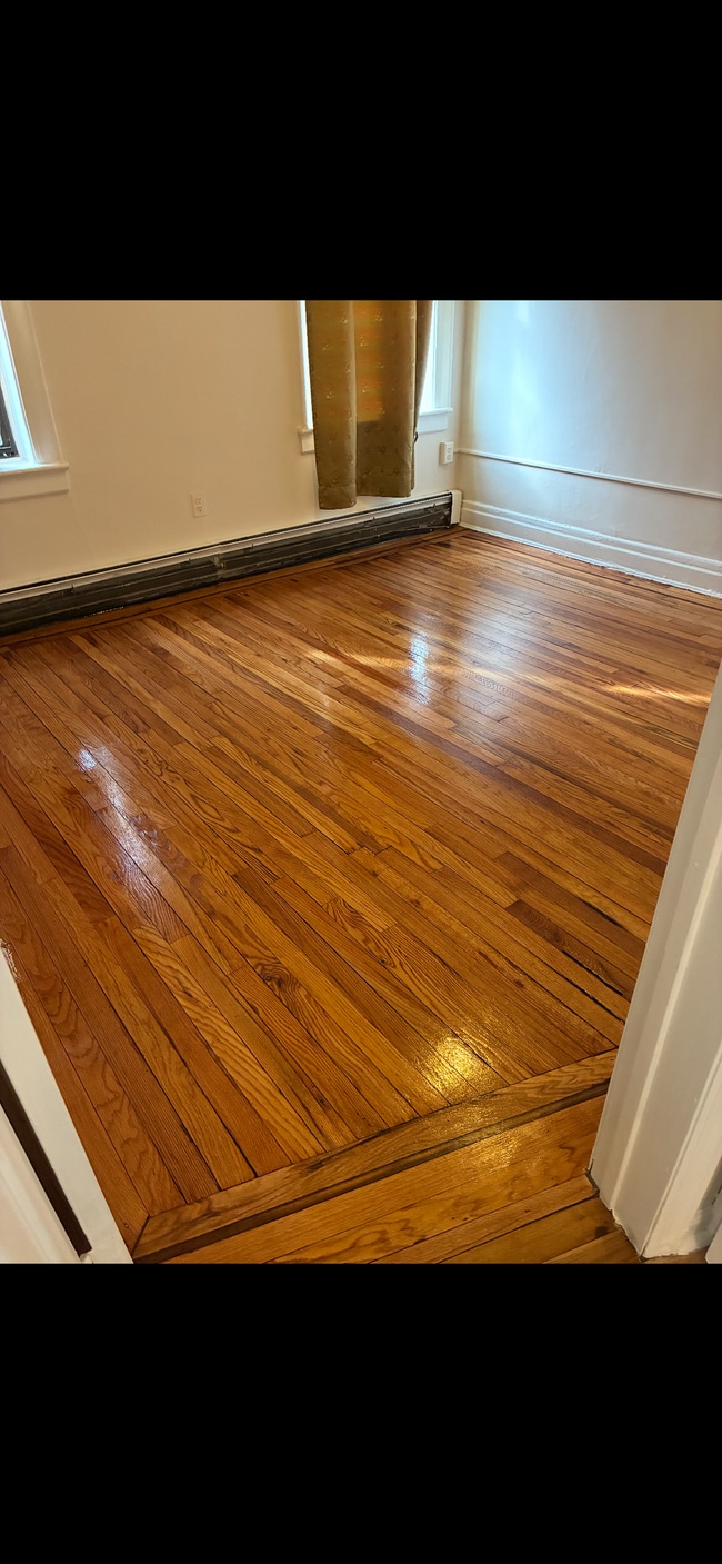 Building Photo - 144 Old Bergen Rd