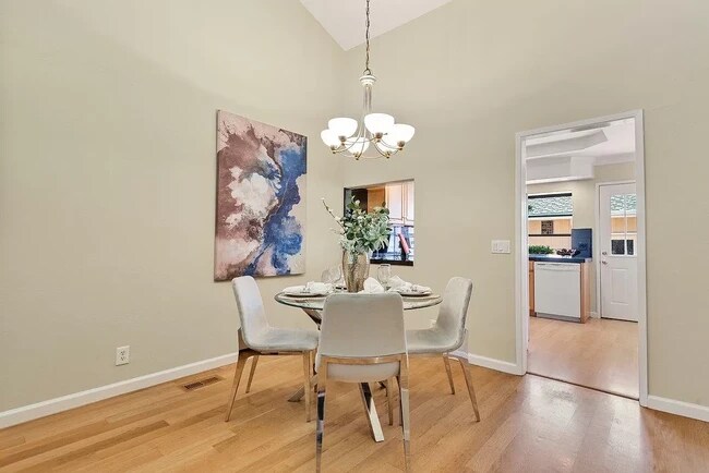 Building Photo - 22762 Majestic Oak Way