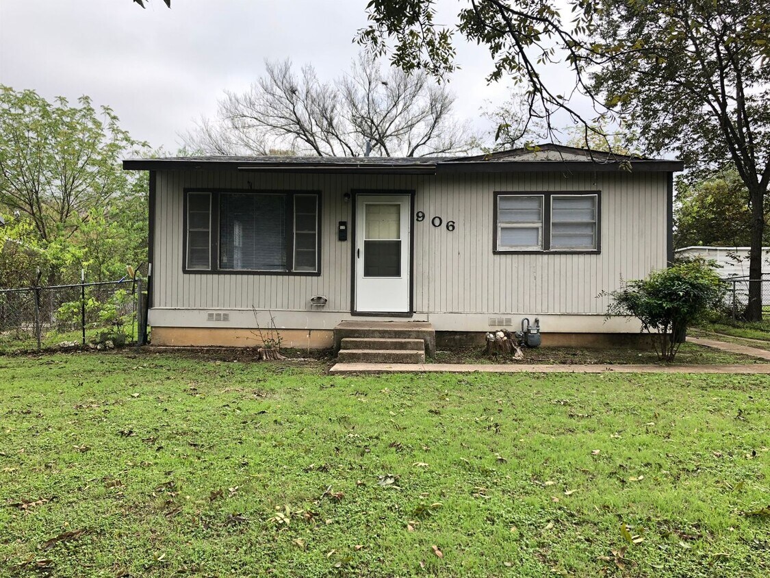 Foto principal - 906 S 4th St