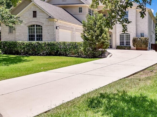 Building Photo - 207 Crosswind Ct