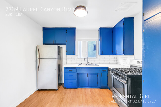 Building Photo - 7739 Laurel Canyon Blvd