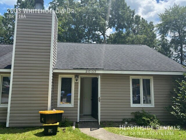 Foto principal - 2003 White Hollow Dr