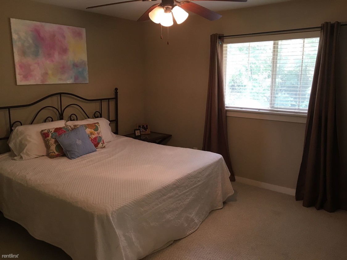 Building Photo - 1006 Tuscany Cir