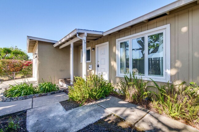 Foto del edificio - Excellent 4 bed 2.5 Bath Single Family Home!